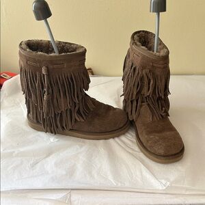 Ugg by Koolaburra Fringe Suede Boots Size 7